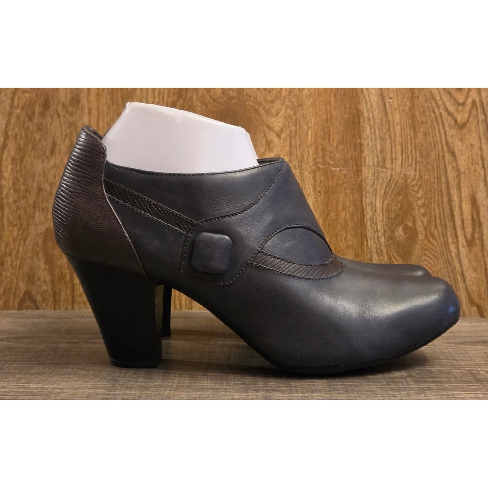Clarks Bendables Ruby Edge Ankle Booties Womens Size 8.5 Blue Brown